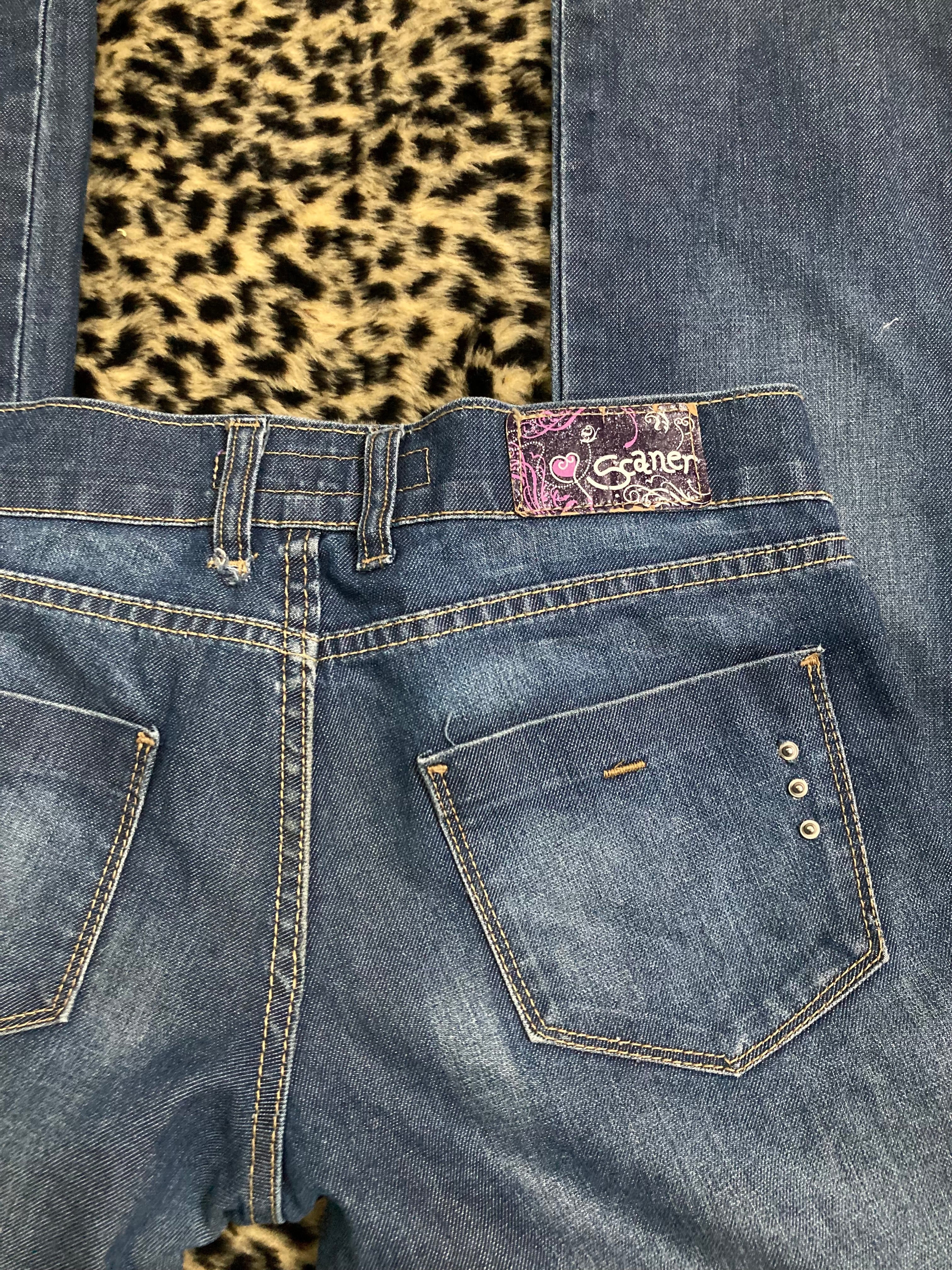jean straight