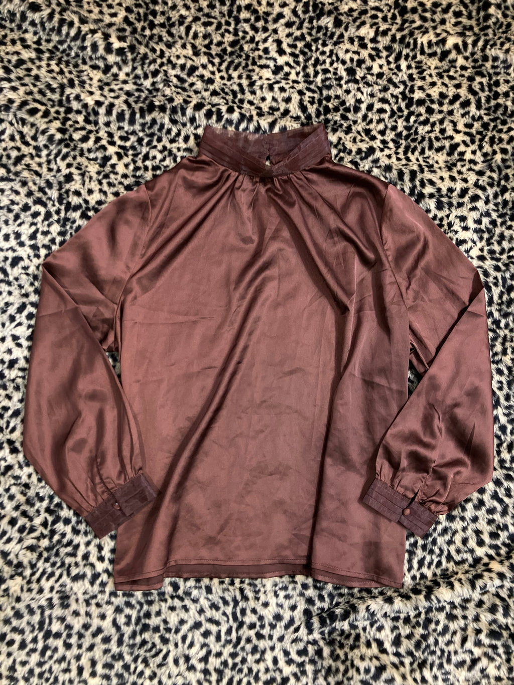 blusa marrón