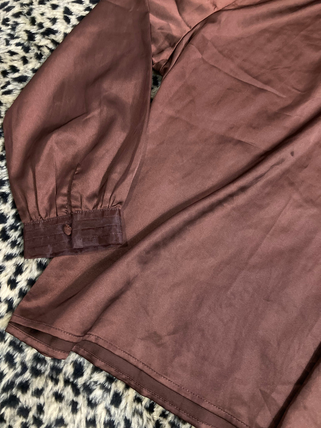 blusa marrón