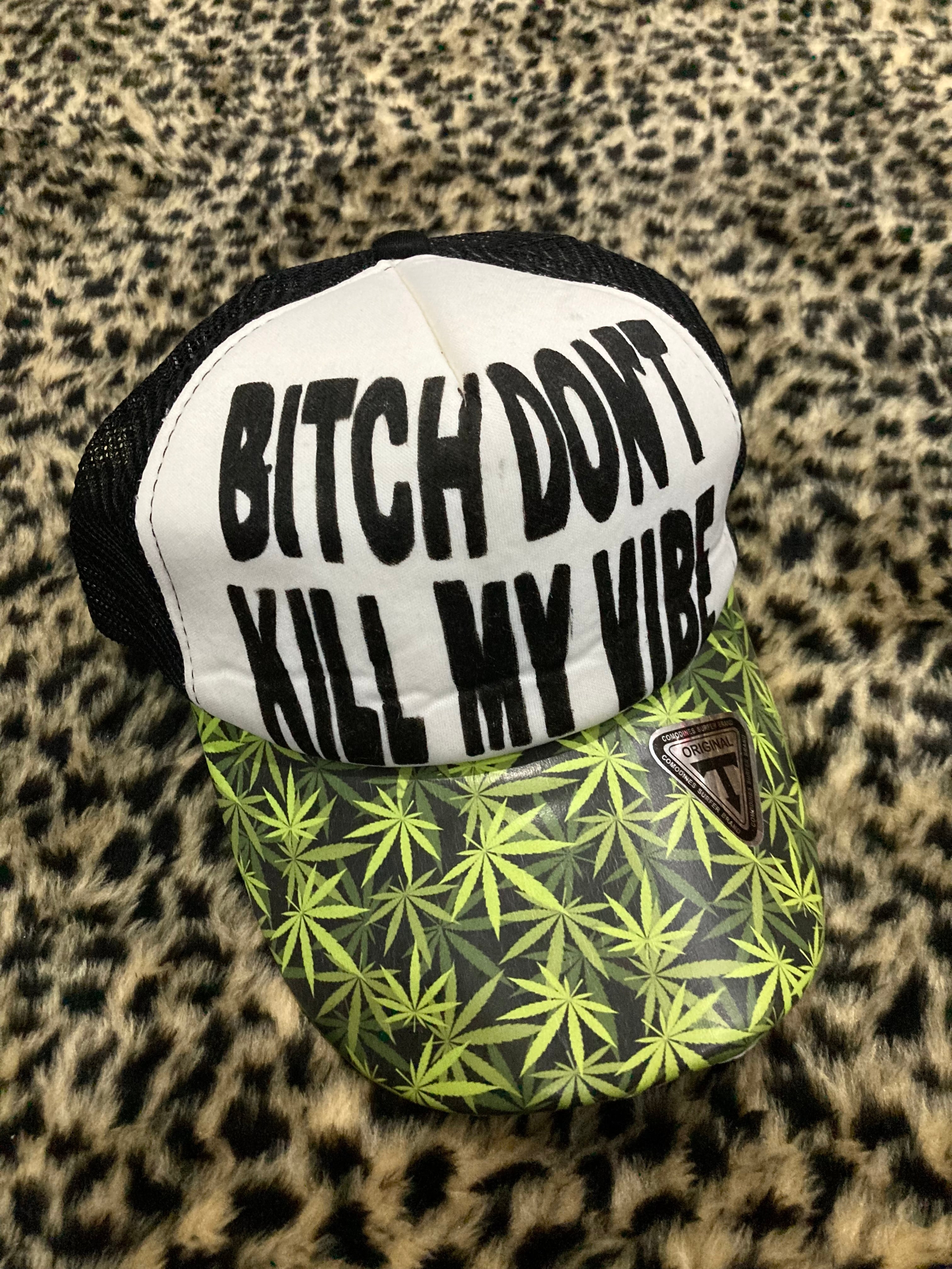 gorro b*tch