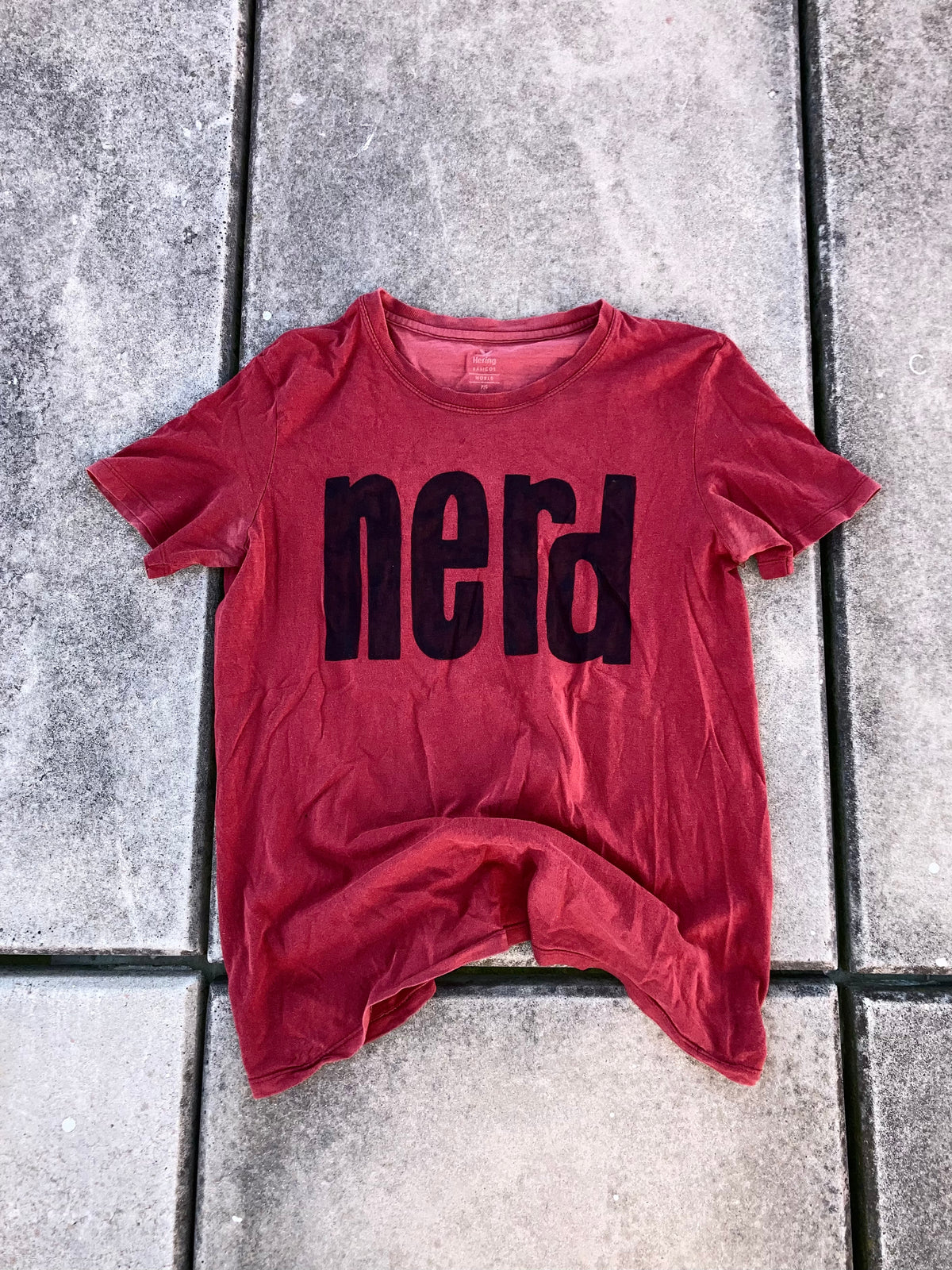 reme nerd roja