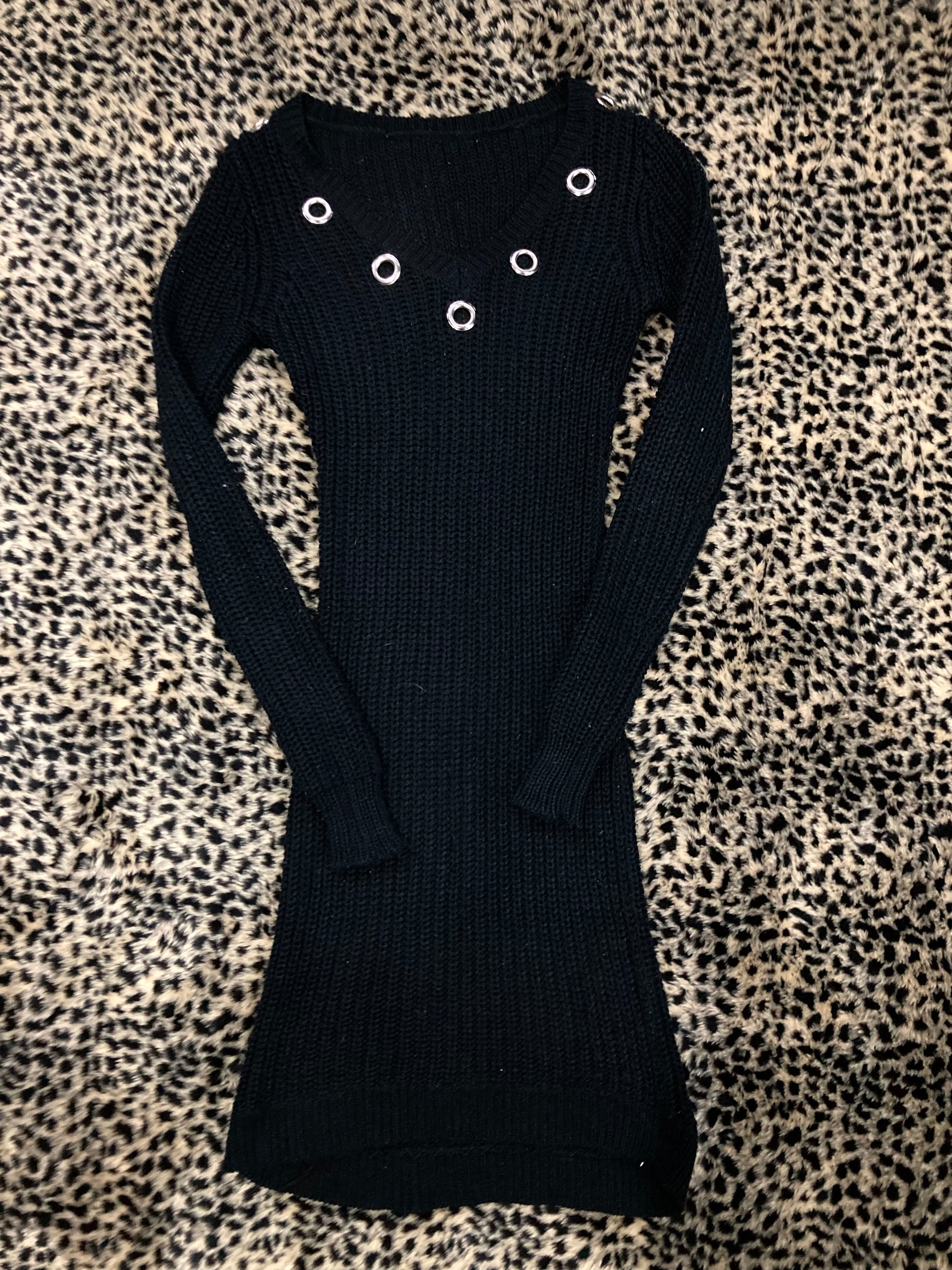 vestido ojalillos